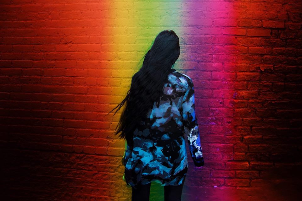 Rainbow chase, facing a wall